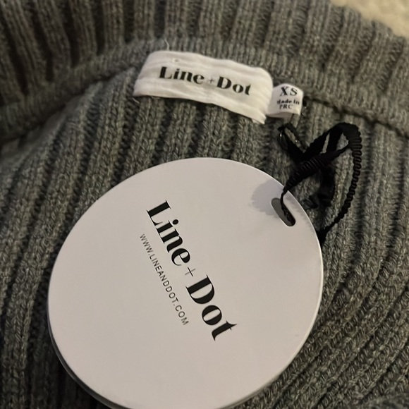 Line & Dot off the shoulder ribbed gray sweater boho fringe tassels XS new - Picture 6 of 8